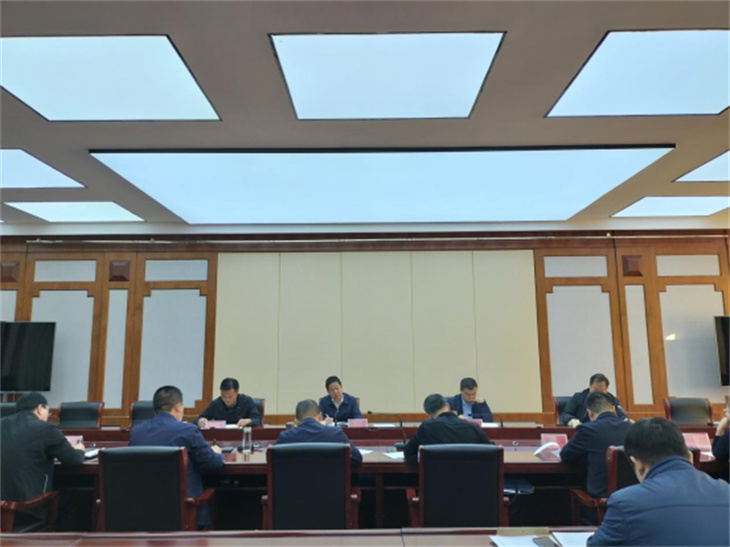 李书记开会.jpg
