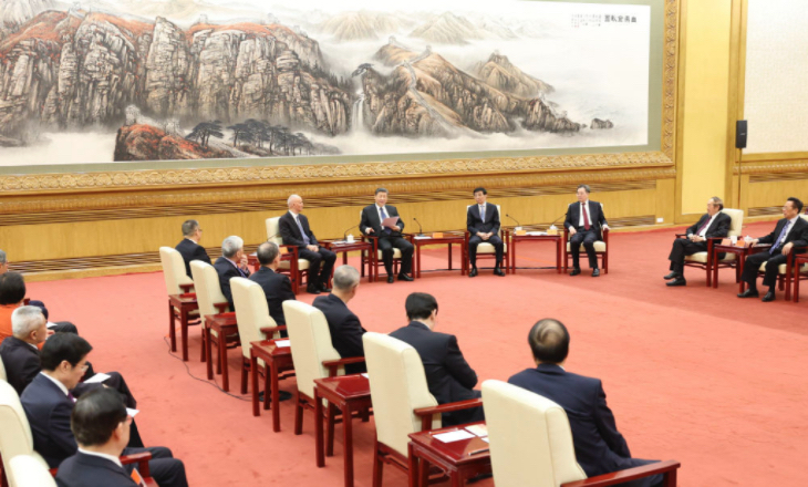 习近平同党外人士共迎新春1.jpg